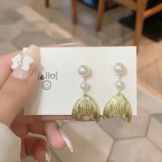 FISH TAIL DROP EARRINGS