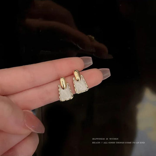 GO TO EARRINGS